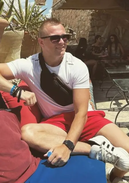 Я Sasha, 35, из Херсона, ищу знакомство для приятного времяпровождения