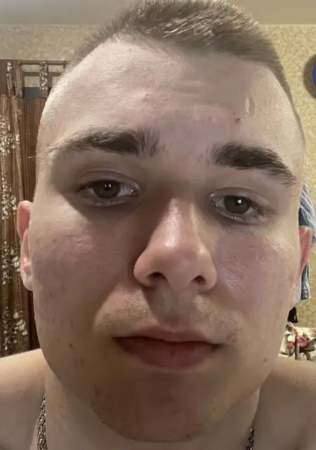 Я Евгений, 20, знакомлюсь без обязательств в Ульяновске