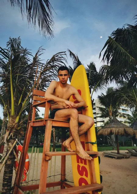 Илья из Рязани, ищу на сайте знакомства на одну ночь