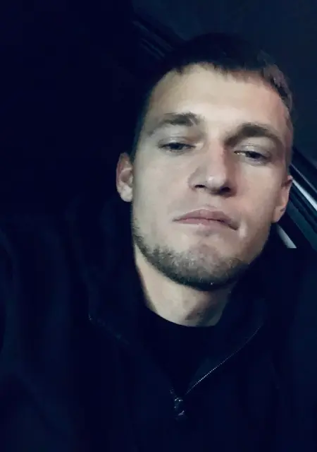 Игорь из Усть-Лабинска, ищу на сайте знакомства на одну ночь