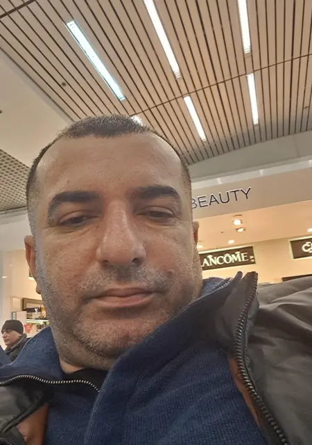 Я Алик, 46, знакомлюсь на одну ночь в Воронеже