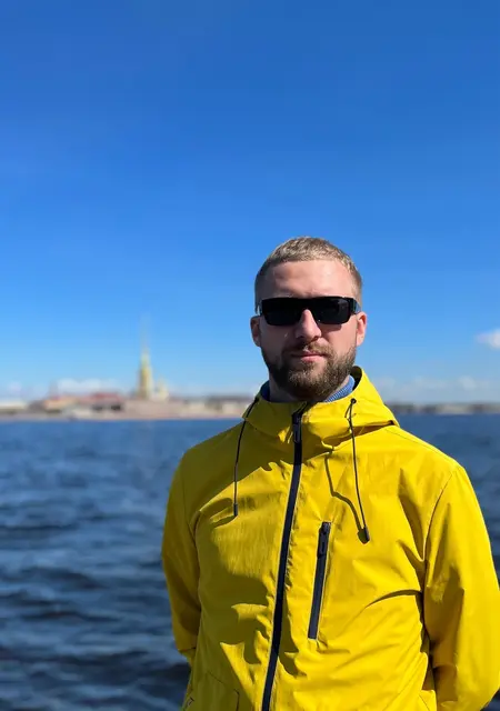 Захар из Екатеринбурга, мне 29, познакомлюсь для общения