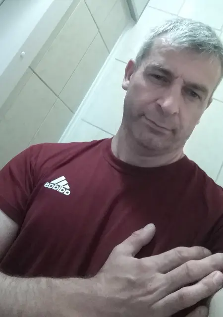 Я Дмитрий, 49, из Тамбова, ищу знакомства без обязательств