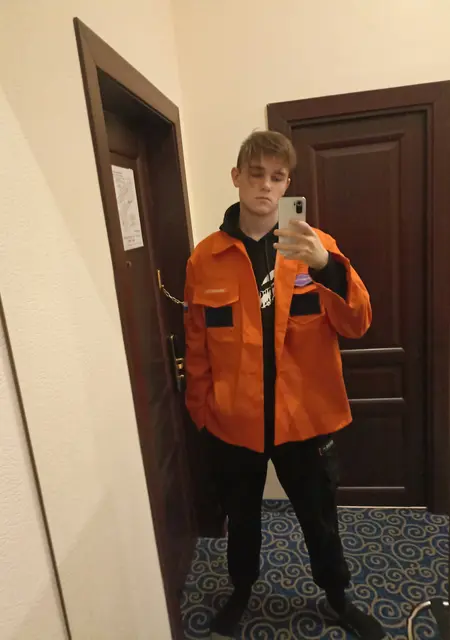 Никита из Саратова, мне 21, познакомлюсь на одну ночь