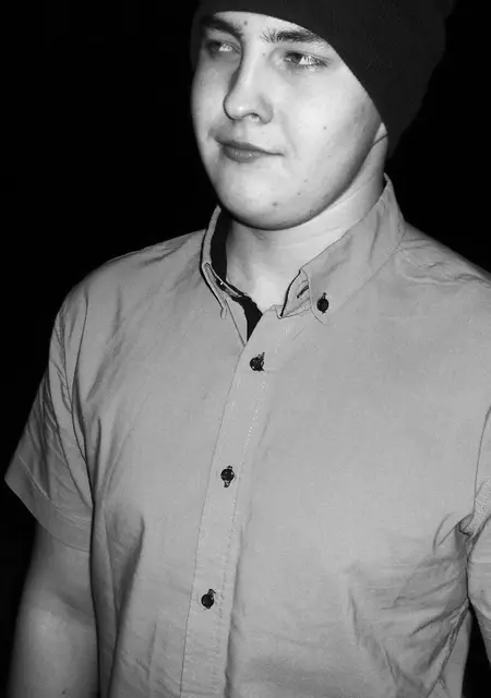 Сергей из Новокуйбышевска, мне 29, познакомлюсь для приятного времяпровождения