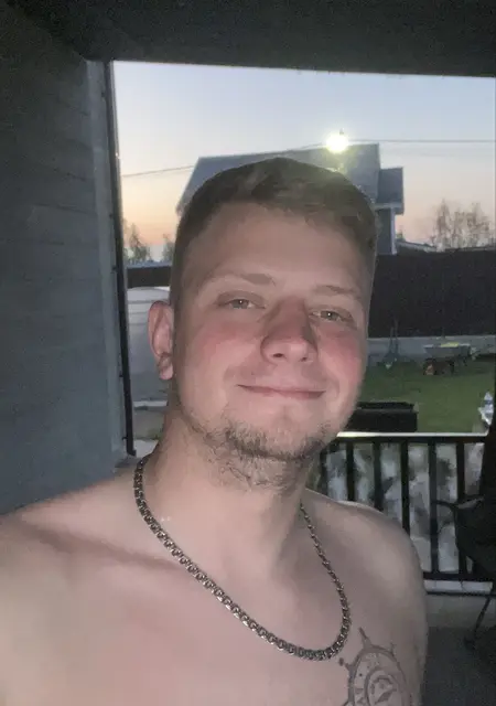 Я Николай, 25, из Боровичей, ищу знакомства без обязательств