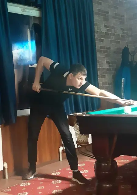 Я Лёшик, 35, из Минеральных Вод, ищу знакомство для постоянных отношений