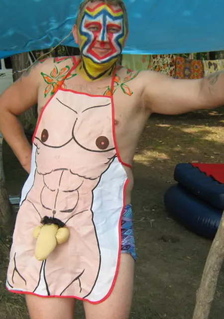 Иван из Артема, мне 54, познакомлюсь на одну ночь