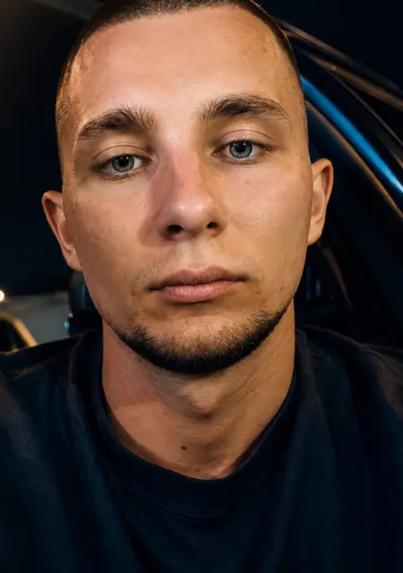 Я Денис, 25, из Хабаровска, ищу знакомства без обязательств