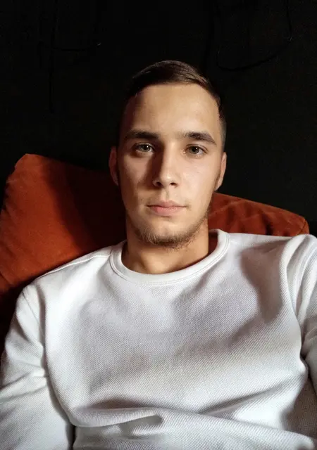 Вадим из Челябинска, мне 23, познакомлюсь для общения