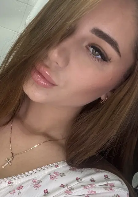 Я Елена, 22, знакомлюсь для общения в Симферополе