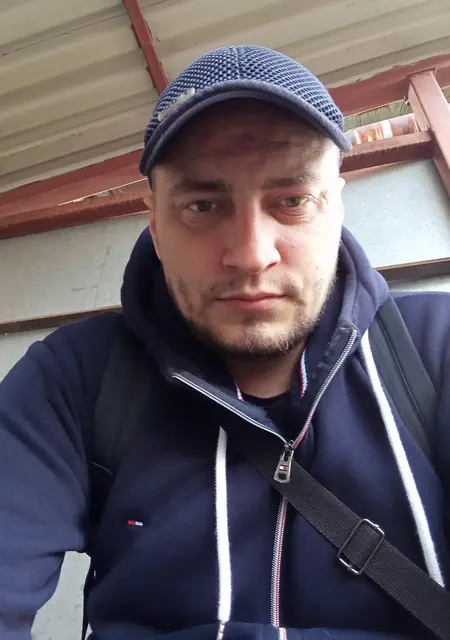 Я Дмитрий, 33, из Миасса, ищу знакомства на одну ночь