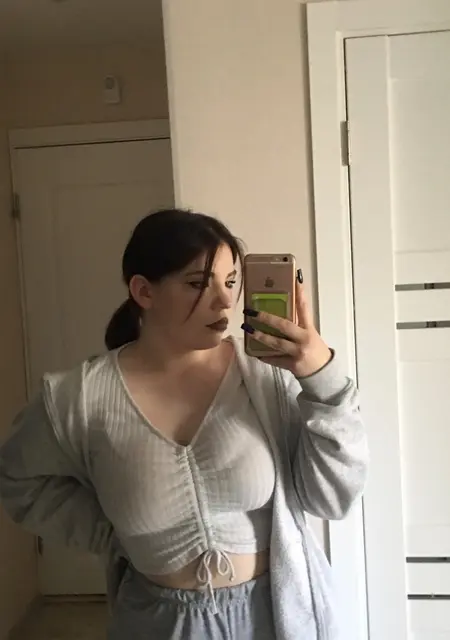 Я Виктория, 23, из Кургана, ищу знакомство для общения