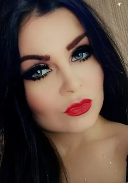 Я Yuliya, 35 років з Чернігова, шукаю знайомства на одну ніч