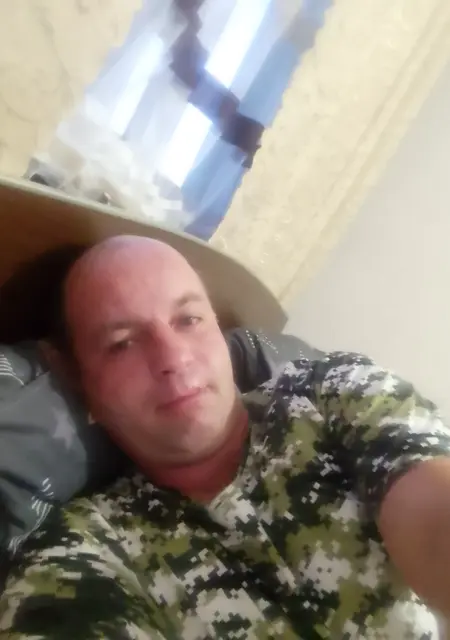 Александр из Алдана, ищу на сайте знакомства на одну ночь