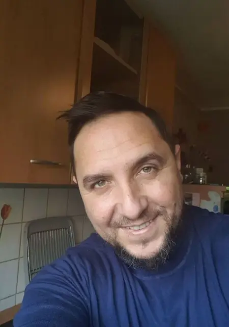 Я Kabashi Afrim, 42, из Берлина, ищу знакомство