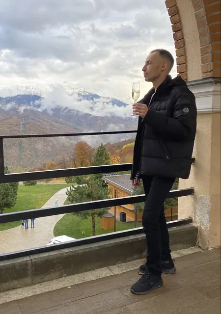 Я Саша, 41, знакомлюсь для открытые отношения в Ижевске