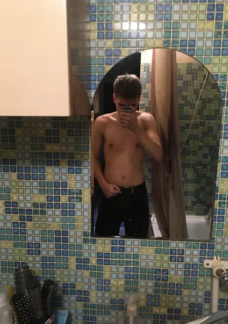 Николай из Полазны, мне 23, познакомлюсь для общения