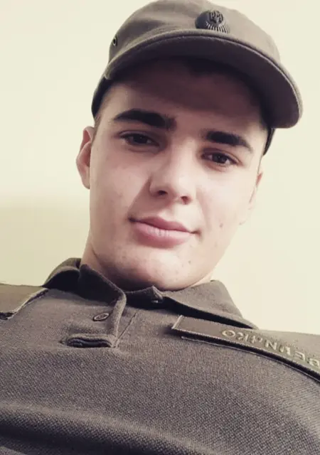 Я Данил, 25 років, знайомлюсь без зобов'язань у Дніпрі