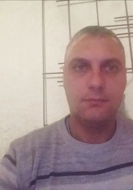 Сергеи из Корсакова, мне 25, познакомлюсь без обязательств