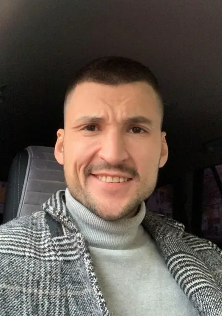 Динар из Уфы, ищу на сайте знакомства без обязательств