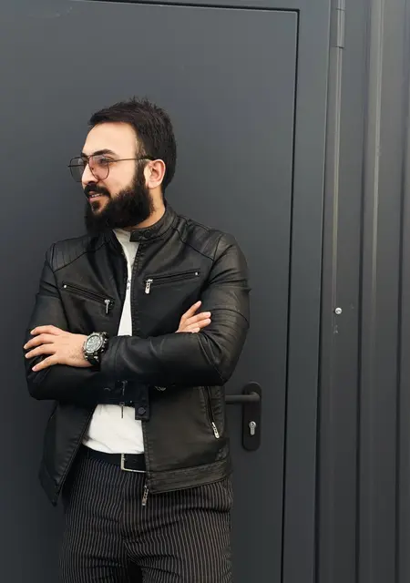 Я Ниджат, 29, знакомлюсь для дружбы в Набережных Челнах