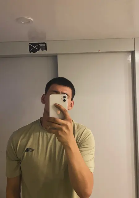 Я Anvar, 22, из Москвы, ищу знакомство для общения