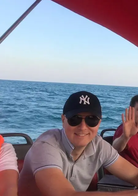 Я Артём, 35, из Сочи, ищу знакомство для совместных путешествий