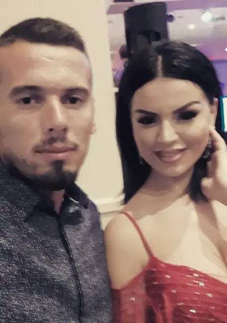 Я Jetmir, 31, из Афин, ищу знакомство