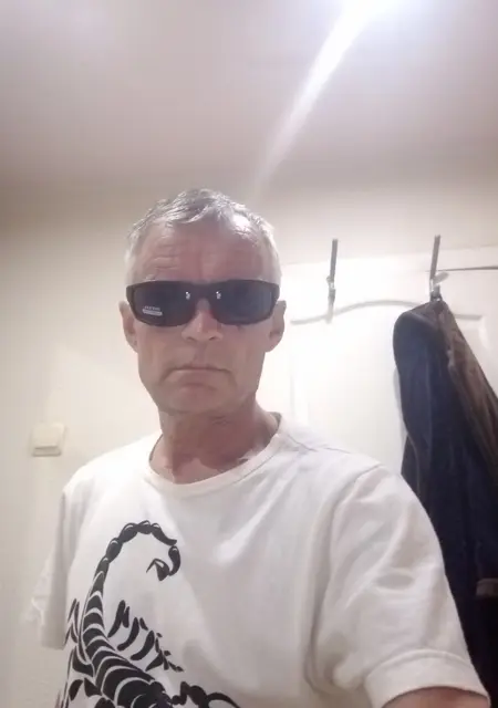 Алексей из Находки, ищу на сайте знакомства без обязательств