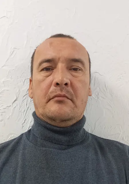 Альберт из Москвы, мне 43, познакомлюсь для дружбы
