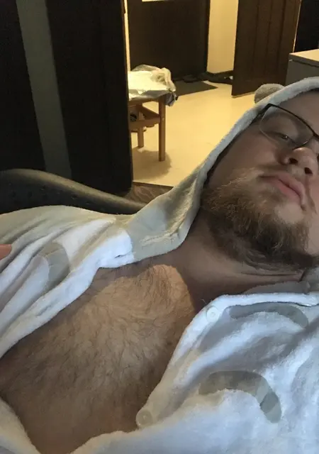 Роман из Мурино, ищу на сайте постоянные отношения