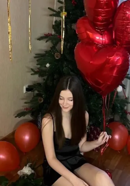 Я Алина, 18, знакомлюсь для постоянных отношений в Новосибирске