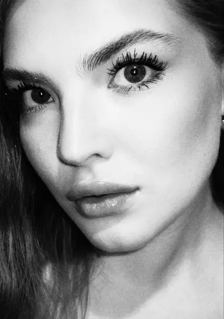 Я Кристина, 26, из Ревды, ищу знакомство для совместных путешествий