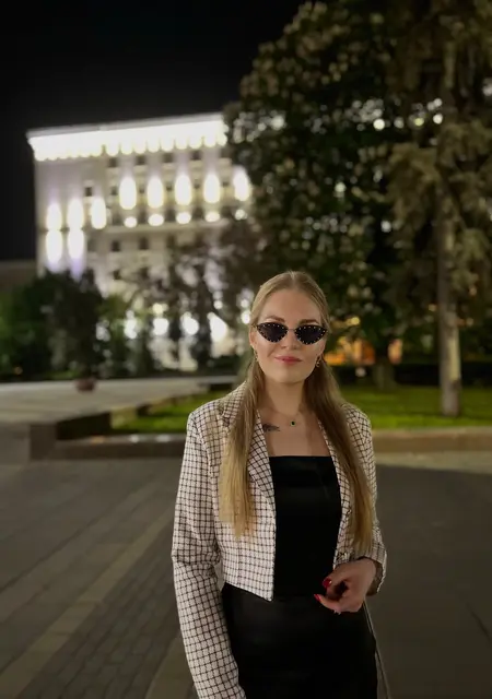 Я Yuliya, 27, из Ростова-на-Дону, ищу знакомство для общения