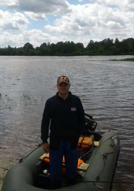 Slava из Южи, мне 38, познакомлюсь без обязательств