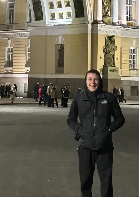 Влад из Самары, мне 19, познакомлюсь без обязательств