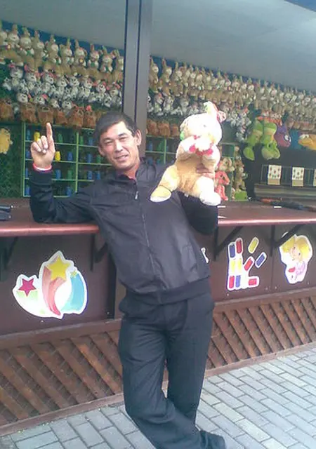 Ruslan из Балабанова, ищу на сайте знакомства без обязательств