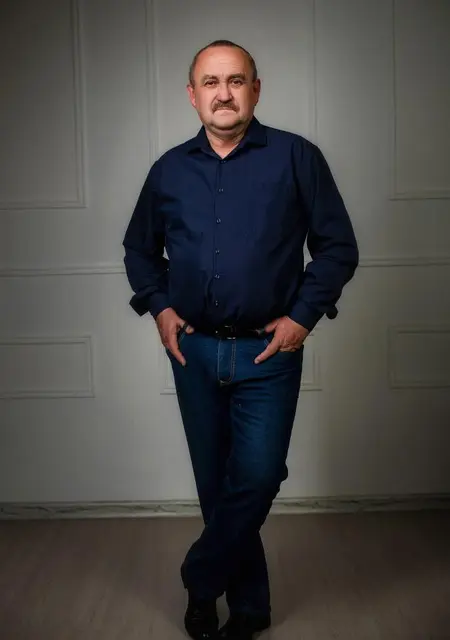 Я Саша, 64, знакомлюсь для дружбы в Севастополе