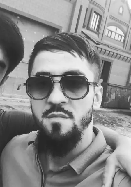 Я Adam, 27, из Сочи, ищу знакомство для постоянных отношений