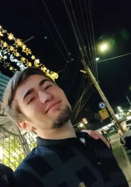 Я Руслан, 21, из Махачкалы, ищу знакомство для постоянных отношений