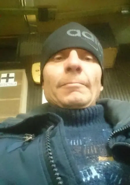 Андрей из Узловой, мне 48, познакомлюсь без обязательств