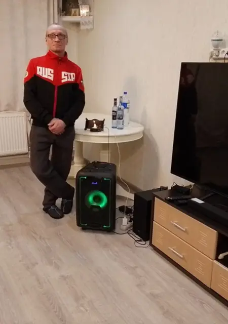 Саша из Казани, мне 49, познакомлюсь без обязательств