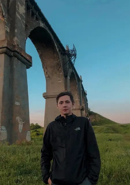 Николай из Новочебоксарска, мне 29, познакомлюсь на одну ночь