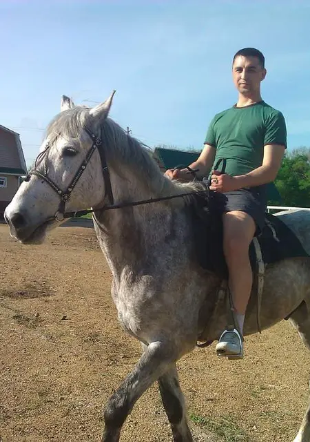 Дима из Арсеньева, мне 40, познакомлюсь для дружбы