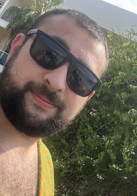 Артурчик из Богородицка, ищу на сайте знакомства без обязательств