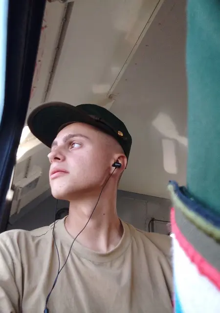 Я Александр, 20, знакомлюсь на одну ночь в Краснодаре