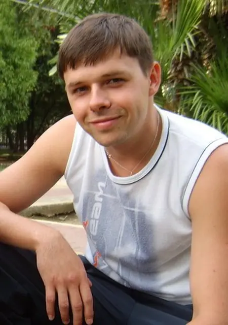 Я Сергей, 45, из Кропоткина, ищу знакомства на одну ночь