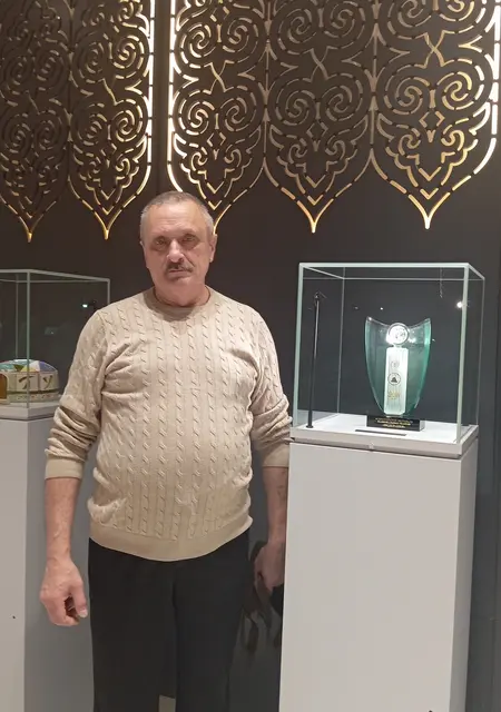 Я Игорь, 42, из Москвы, ищу знакомства без обязательств