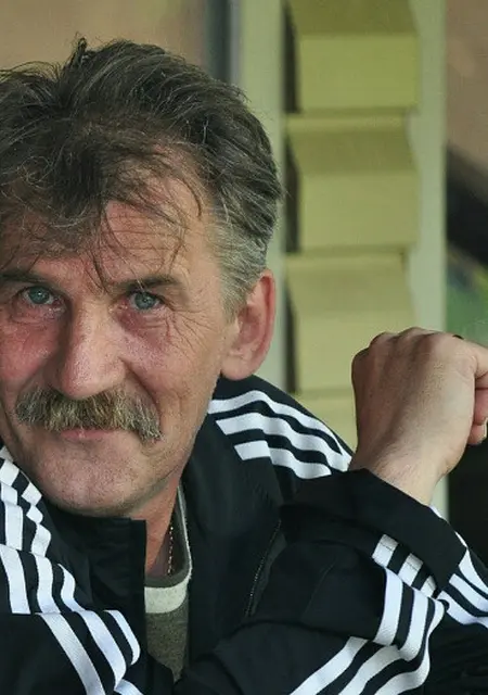 Я Эдуард, 64, знакомлюсь для постоянных отношений в Микуне